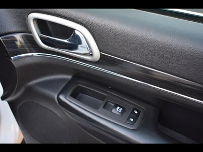 2021 Jeep Grand Cherokee Limited   - Photo 36 - Mesa, AZ 85201