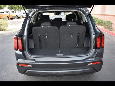 2022 Kia Sorento LX - Photo 22 - Mesa, AZ 85201