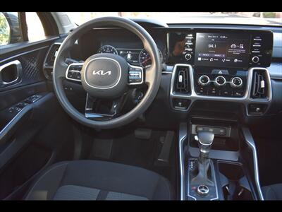 2022 Kia Sorento LX - Photo 32 - Mesa, AZ 85201