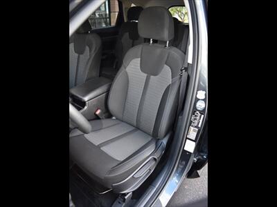 2022 Kia Sorento LX - Photo 14 - Mesa, AZ 85201