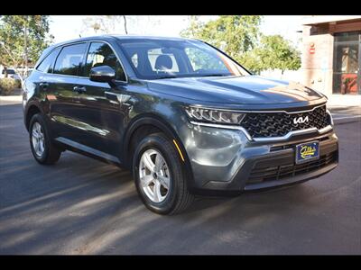 2022 Kia Sorento LX - Photo 2 - Mesa, AZ 85201