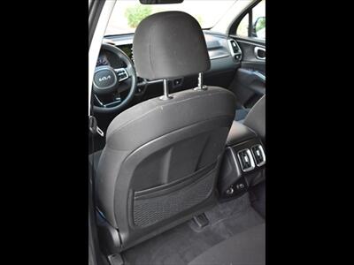 2022 Kia Sorento LX - Photo 18 - Mesa, AZ 85201