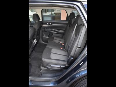 2022 Kia Sorento LX - Photo 17 - Mesa, AZ 85201
