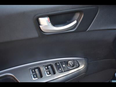 2019 Kia Optima S   - Photo 19 - Mesa, AZ 85201