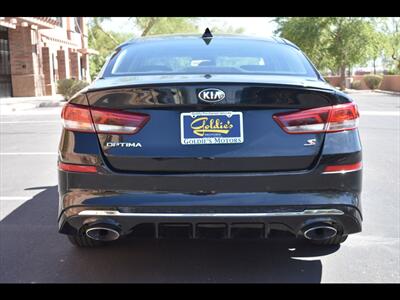 2019 Kia Optima S   - Photo 9 - Mesa, AZ 85201