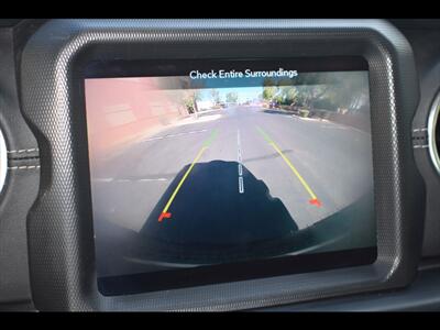 2023 Jeep Wrangler Sahara   - Photo 11 - Mesa, AZ 85201
