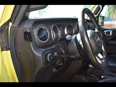 2023 Jeep Wrangler Sahara   - Photo 18 - Mesa, AZ 85201