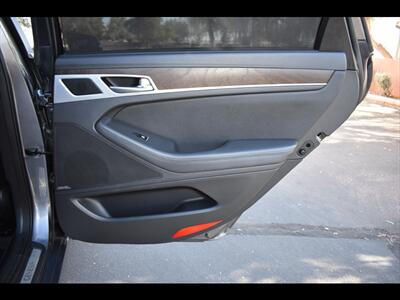 2015 Hyundai Genesis 5.0L - Photo 29 - Mesa, AZ 85201