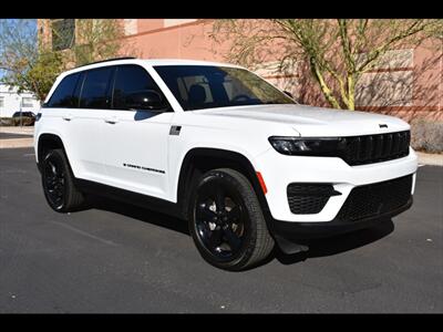 2022 Jeep Grand Cherokee Altitude   - Photo 2 - Mesa, AZ 85201