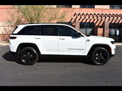 2022 Jeep Grand Cherokee Altitude SUV