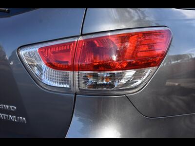 2015 Nissan Pathfinder Platinum V6 - Photo 56 - Mesa, AZ 85201