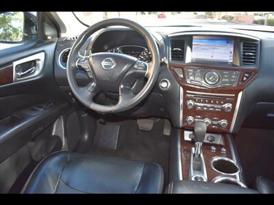 2015 Nissan Pathfinder Platinum V6 - Photo 33 - Mesa, AZ 85201
