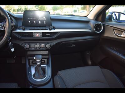 2021 Kia Forte LXS - Photo 29 - Mesa, AZ 85201