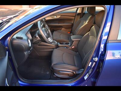 2021 Kia Forte LXS - Photo 15 - Mesa, AZ 85201