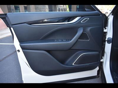 2019 Maserati Levante S   - Photo 18 - Mesa, AZ 85201