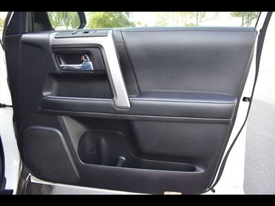 2023 Toyota 4Runner SR5   - Photo 35 - Mesa, AZ 85201