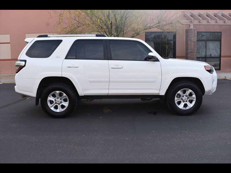 2023 Toyota 4Runner SR5   - Photo 1 - Mesa, AZ 85201