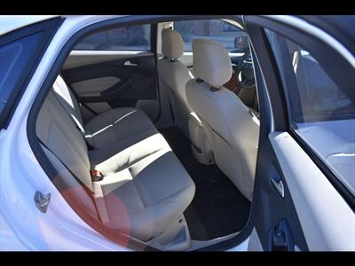 2018 Ford Focus SE - Photo 24 - Mesa, AZ 85201