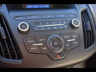 2018 Ford Focus SE - Photo 11 - Mesa, AZ 85201