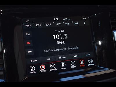 2023 Dodge Durango SXT Launch Edition - Photo 10 - Mesa, AZ 85201