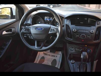 2017 Ford Focus SE   - Photo 29 - Mesa, AZ 85201