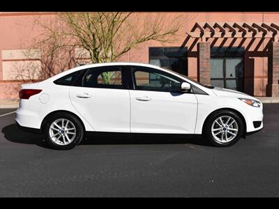 2017 Ford Focus SE   - Photo 1 - Mesa, AZ 85201