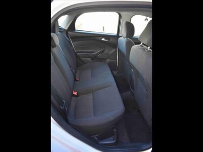 2017 Ford Focus SE   - Photo 26 - Mesa, AZ 85201