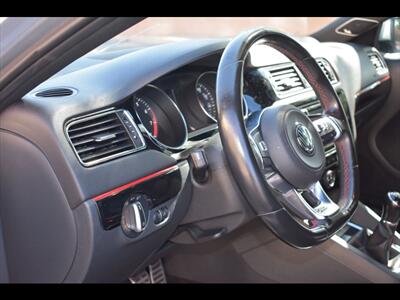2016 Volkswagen Jetta 2.0T GLI SE   - Photo 14 - Mesa, AZ 85201
