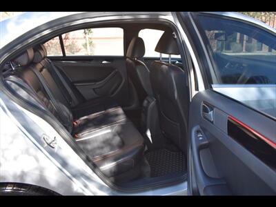 2016 Volkswagen Jetta 2.0T GLI SE   - Photo 24 - Mesa, AZ 85201