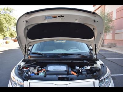 2017 Kia Soul EV +   - Photo 39 - Mesa, AZ 85201