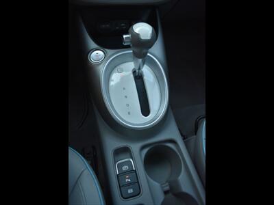 2017 Kia Soul EV +   - Photo 13 - Mesa, AZ 85201