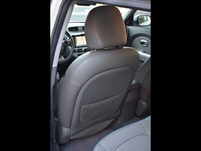 2017 Kia Soul EV +   - Photo 21 - Mesa, AZ 85201