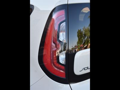 2017 Kia Soul EV +   - Photo 49 - Mesa, AZ 85201