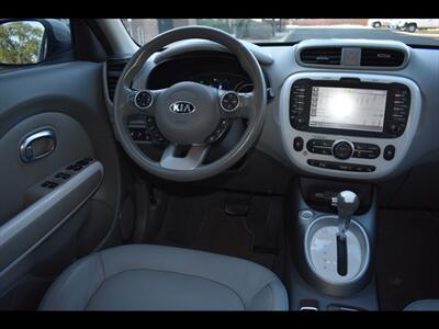 2017 Kia Soul EV +   - Photo 30 - Mesa, AZ 85201
