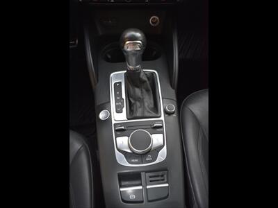 2017 Audi A3 Sportback e-tron 1.4T Premium - Photo 13 - Mesa, AZ 85201