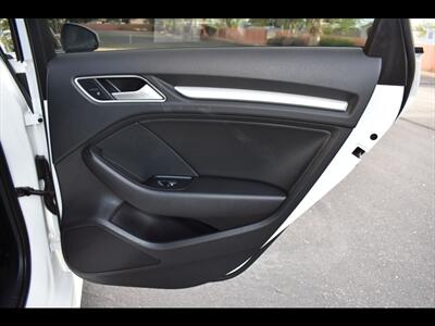 2017 Audi A3 Sportback e-tron 1.4T Premium - Photo 28 - Mesa, AZ 85201