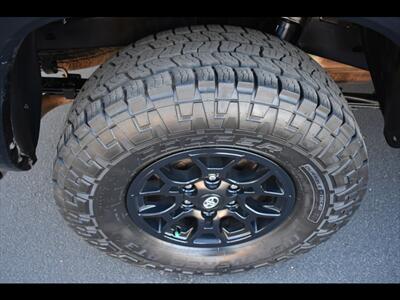 2022 Toyota Tacoma SR5 V6   - Photo 28 - Mesa, AZ 85201