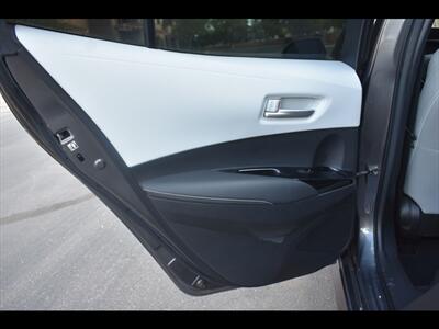 2021 Toyota Corolla Hatchback SE - Photo 21 - Mesa, AZ 85201