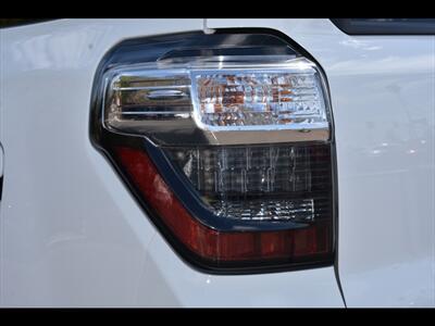 2022 Toyota 4Runner SR5 Premium   - Photo 55 - Mesa, AZ 85201