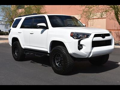 2022 Toyota 4Runner SR5 Premium   - Photo 2 - Mesa, AZ 85201