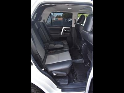 2022 Toyota 4Runner SR5 Premium   - Photo 27 - Mesa, AZ 85201