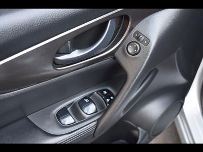 2019 Nissan Rogue Sport S   - Photo 18 - Mesa, AZ 85201