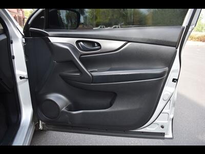2019 Nissan Rogue Sport S   - Photo 32 - Mesa, AZ 85201