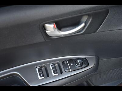 2019 Kia Optima LX   - Photo 19 - Mesa, AZ 85201