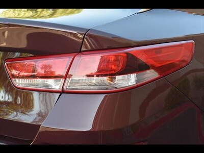 2019 Kia Optima LX   - Photo 49 - Mesa, AZ 85201