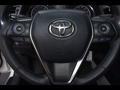 2020 Toyota Camry SE   - Photo 13 - Mesa, AZ 85201