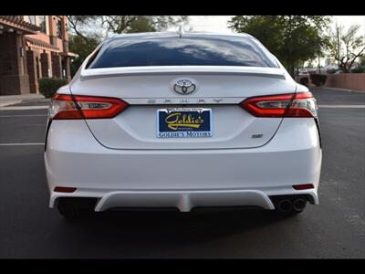 2020 Toyota Camry SE   - Photo 9 - Mesa, AZ 85201