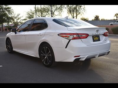 2020 Toyota Camry SE   - Photo 6 - Mesa, AZ 85201
