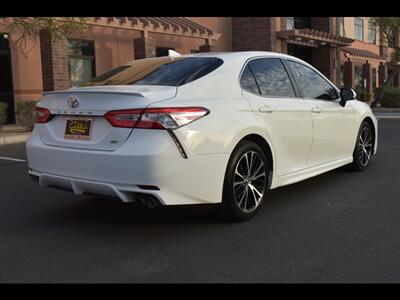 2020 Toyota Camry SE   - Photo 7 - Mesa, AZ 85201