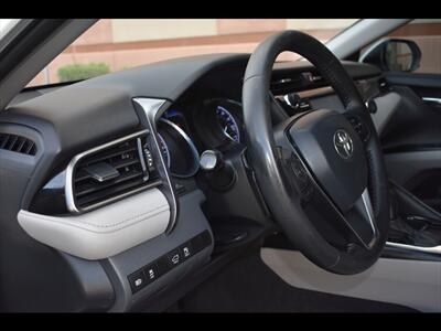2020 Toyota Camry SE   - Photo 14 - Mesa, AZ 85201